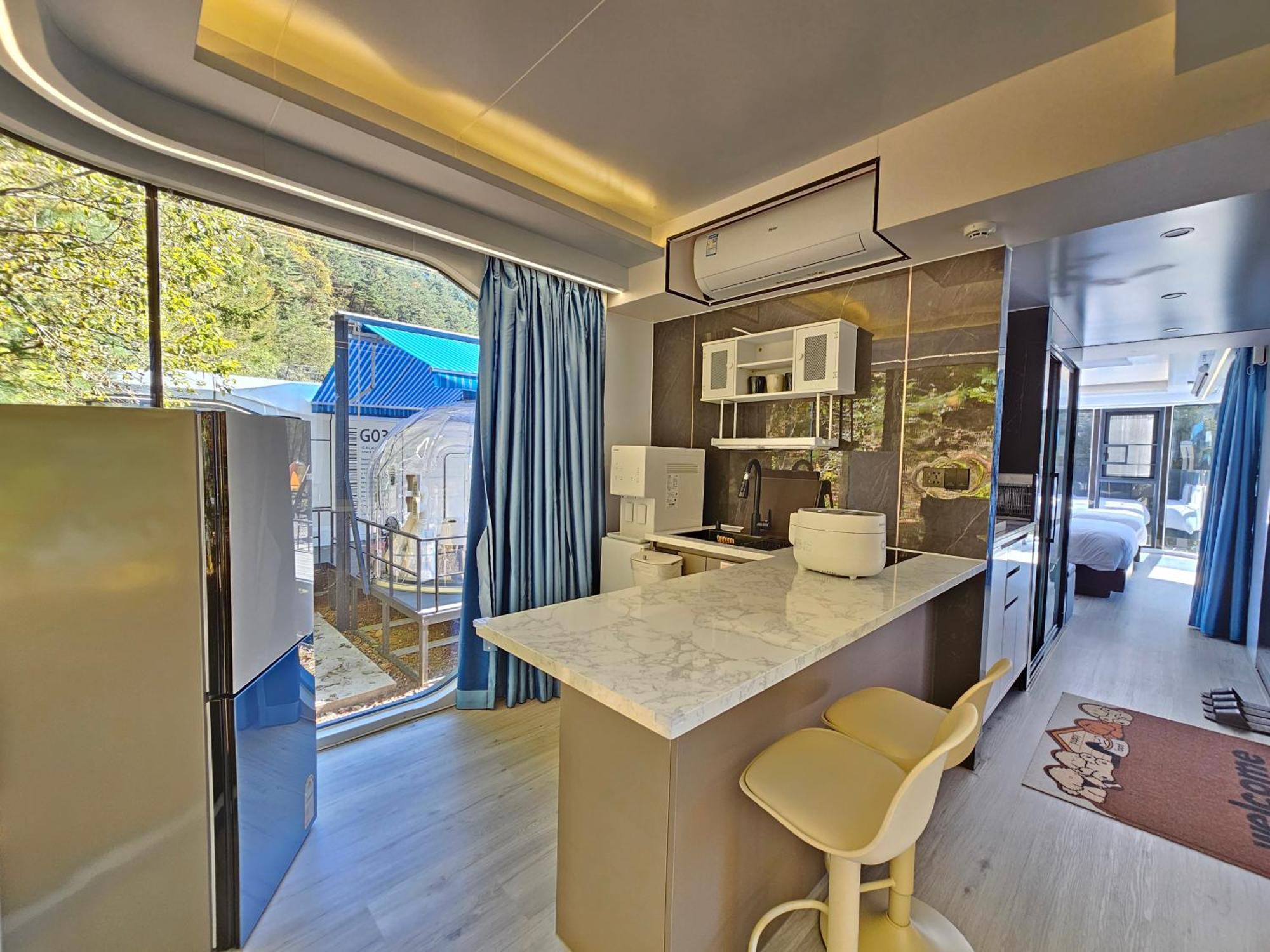 Galaxy X Hotel Type Caravan Glamping & Pension Pyeongchang Extérieur photo